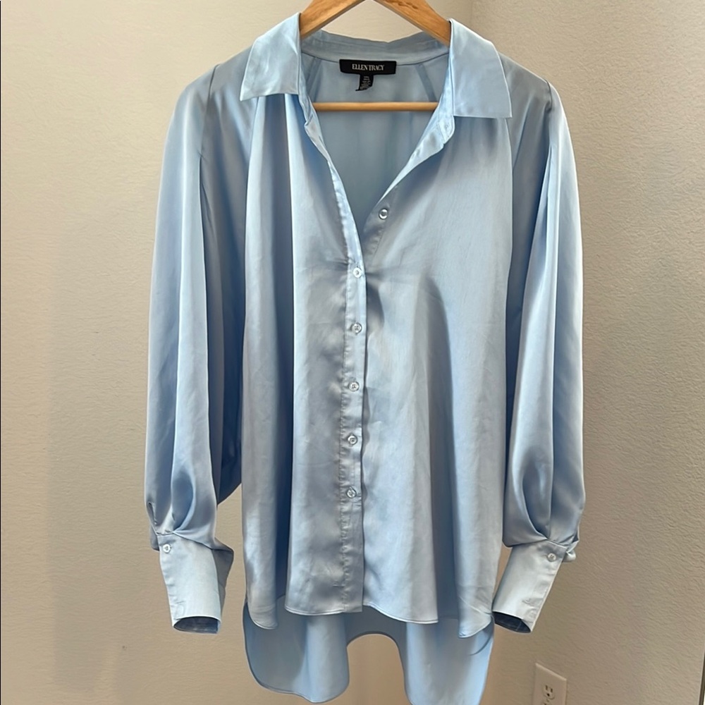 Ellen Tracy Blue Button Down Shirt with Modern High-Low Hem